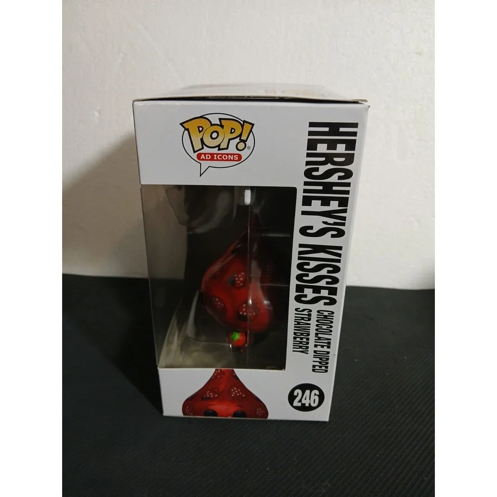 Funko Pop! Ad Icons: Hershey's Kisses Chocolate Dipped Strawberry #246
